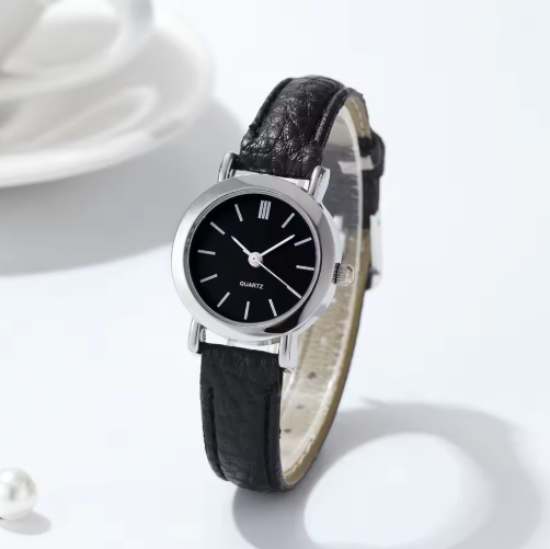Extravagant Leather Strap Watch With Arabic Numerals