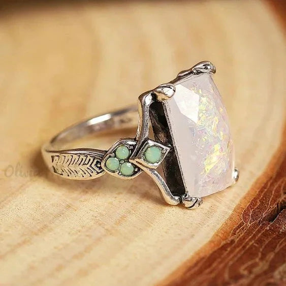 Silver Opal Glow Vintage Ring