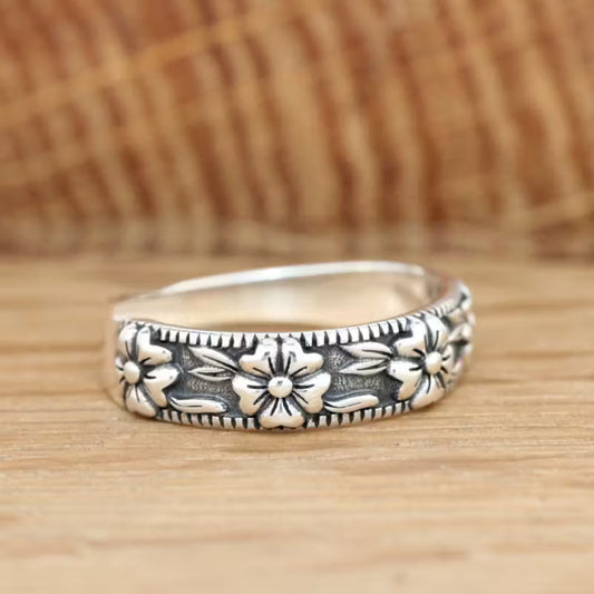 Eternal Blossom Heritage Band