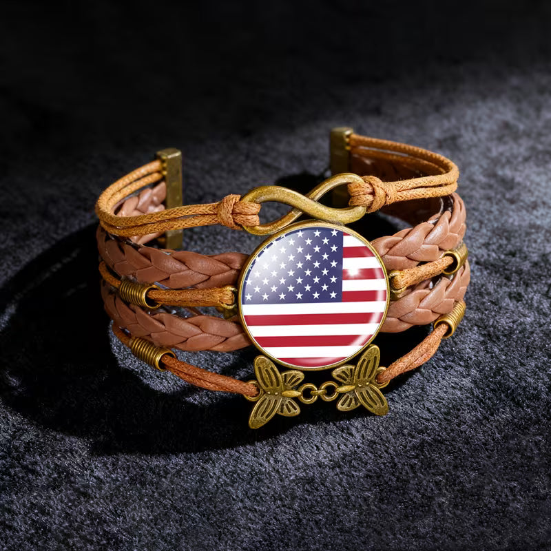 Heritage Grace Emblem Bracelet