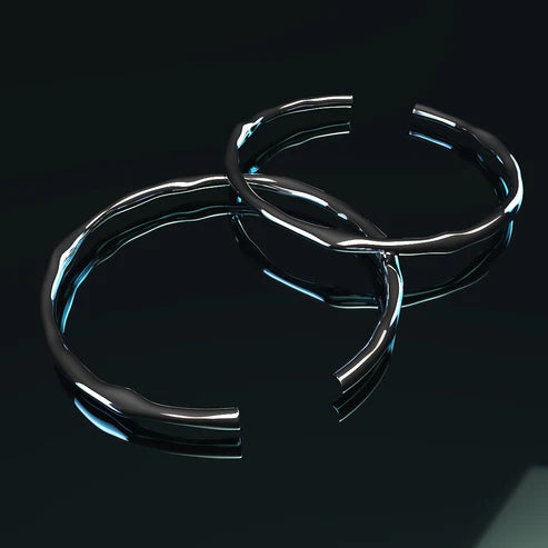 Silver bracelet, adjustable and irregular in shape