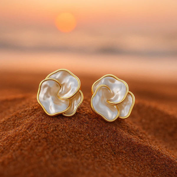 1+1 Offer: Cynthia | Gold Earrings with Pearls + Vintage Golden Necklace