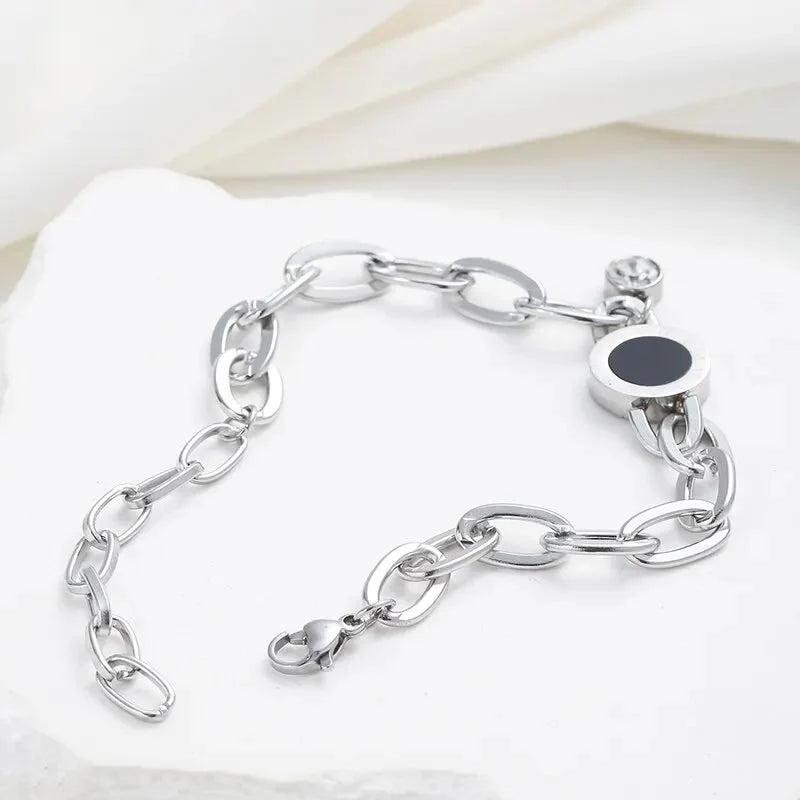 Nicole | Trendy Pendant Bracelet