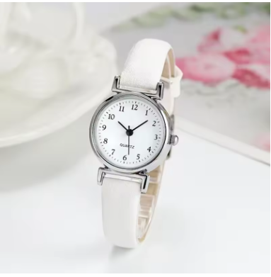 Elegant Minimalist Quartz Watch With Leather Strap