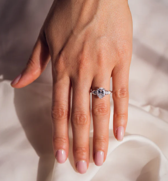 Nicola Pear Ring