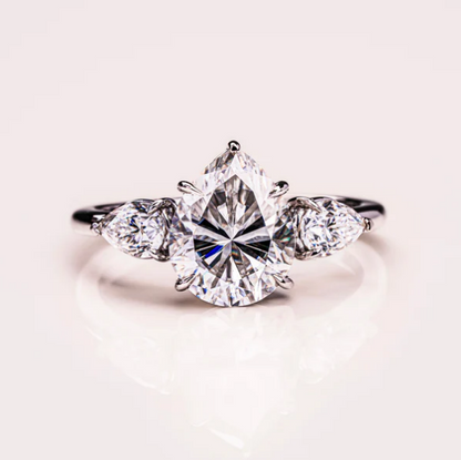 Nicola Pear Ring