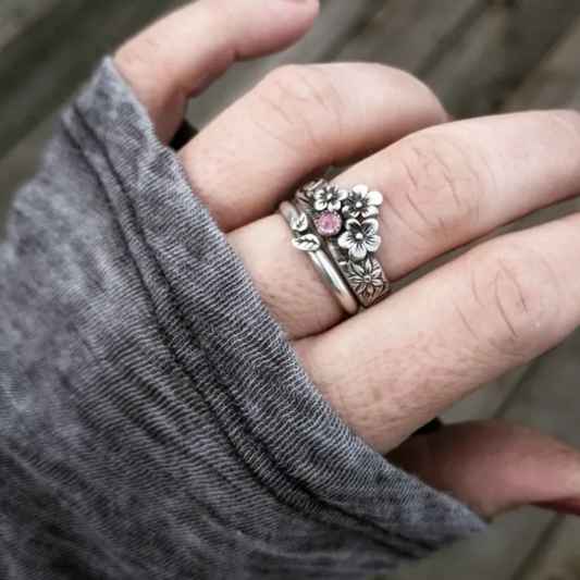 Vintage Flower Couple Rings