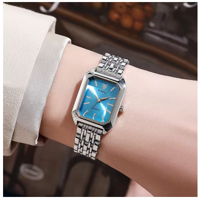 Elegant Square Case Quartz Wristwatch Folding Clasp