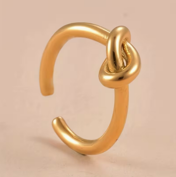 Classic Harmony Loop Ring