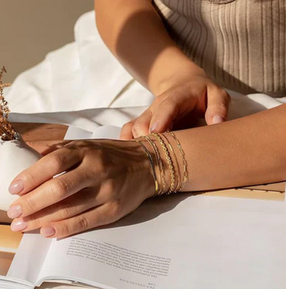 Isabella vernetta bracelet set