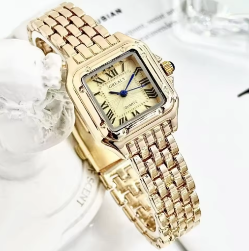 Luxurious Square Dial Leather Strap Quartz Timepiece