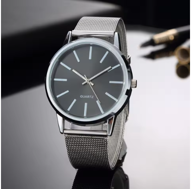 Luxurious Quartz Watch With Oversized Stainless Case