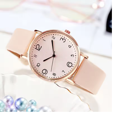 Luxurious Leather Band Analog Timepiece Arabic Dial