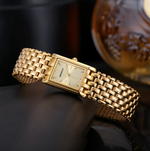 Vintage Inspired Gold Tone Quartz Prestige Timepiece